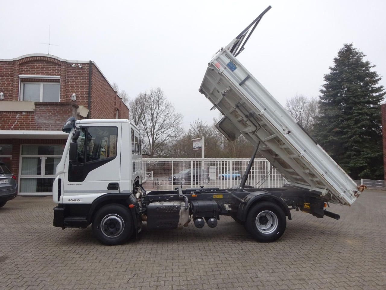 Iveco 80-120 Eurocargo MEILLER 3SKipper 4x2 - Volquete camión: foto 2 Iveco 80-120 Eurocargo MEILLER 3SKipper 4x2 - Volquete camión: foto 2