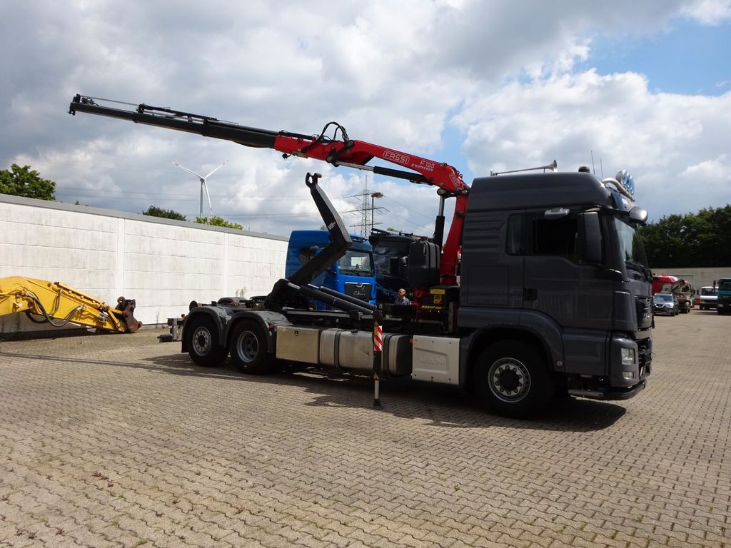 MAN 26.500 Abroller + Fassi F125A Kran  6x2-4 Allrad  - Multibasculante camión, Camión grúa: foto 4 MAN 26.500 Abroller + Fassi F125A Kran  6x2-4 Allrad  - Multibasculante camión, Camión grúa: foto 4