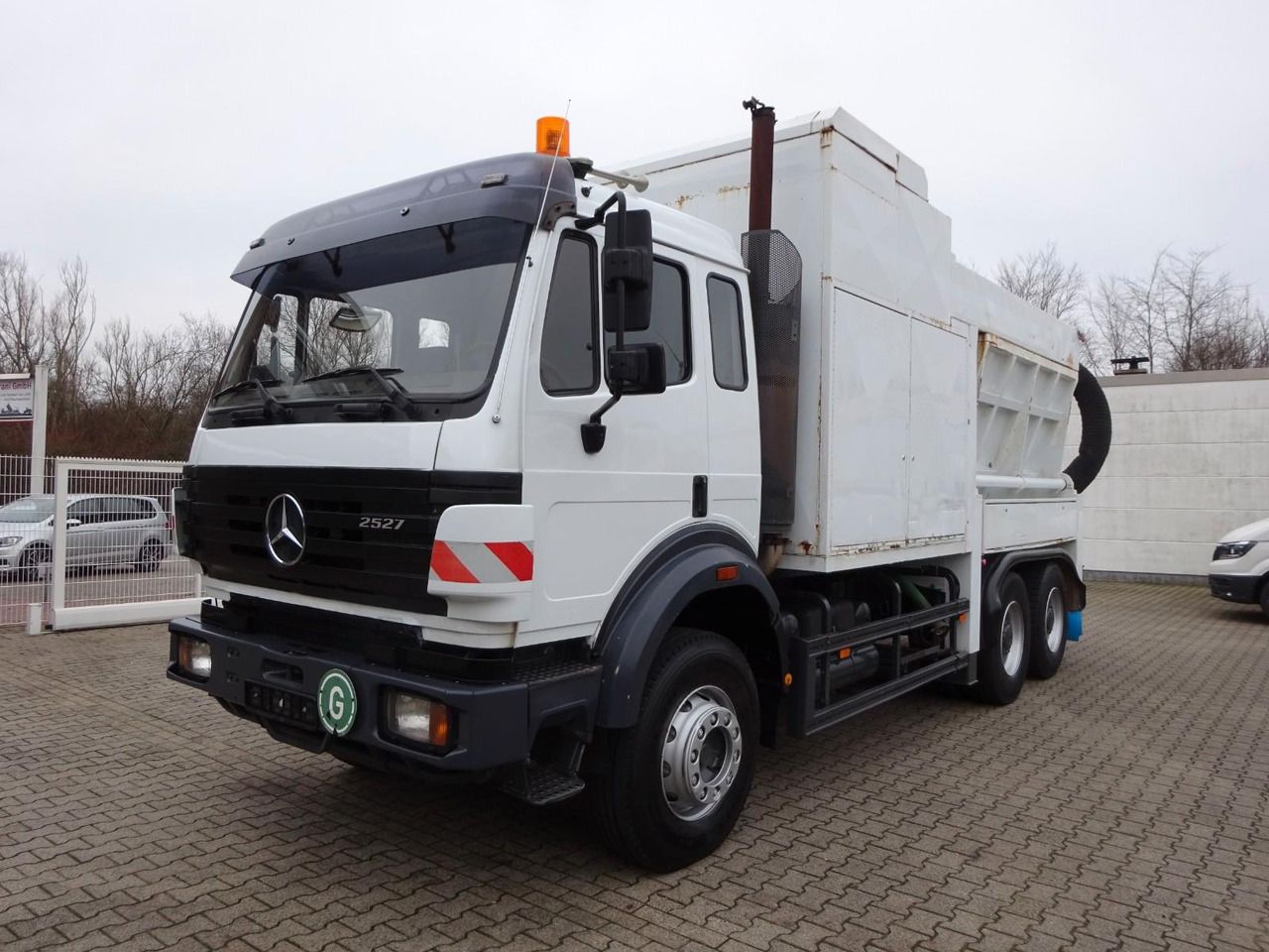 Mercedes-Benz 2527 Saugbagger. RSP Mercedes-Benz 2527 Saugbagger RSP 6x4 - Limpieza de alcantarillado: foto 5 Mercedes-Benz 2527 Saugbagger. RSP Mercedes-Benz 2527 Saugbagger RSP 6x4 - Limpieza de alcantarillado: foto 5
