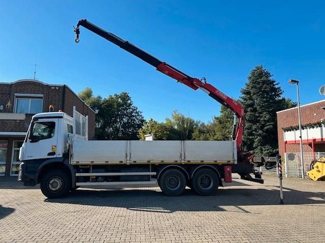 Mercedes-Benz 2636.Big Chassi 13 Ton . Long Chassi Fassi Kran - Camión grúa: foto 3 Mercedes-Benz 2636.Big Chassi 13 Ton . Long Chassi Fassi Kran - Camión grúa: foto 3
