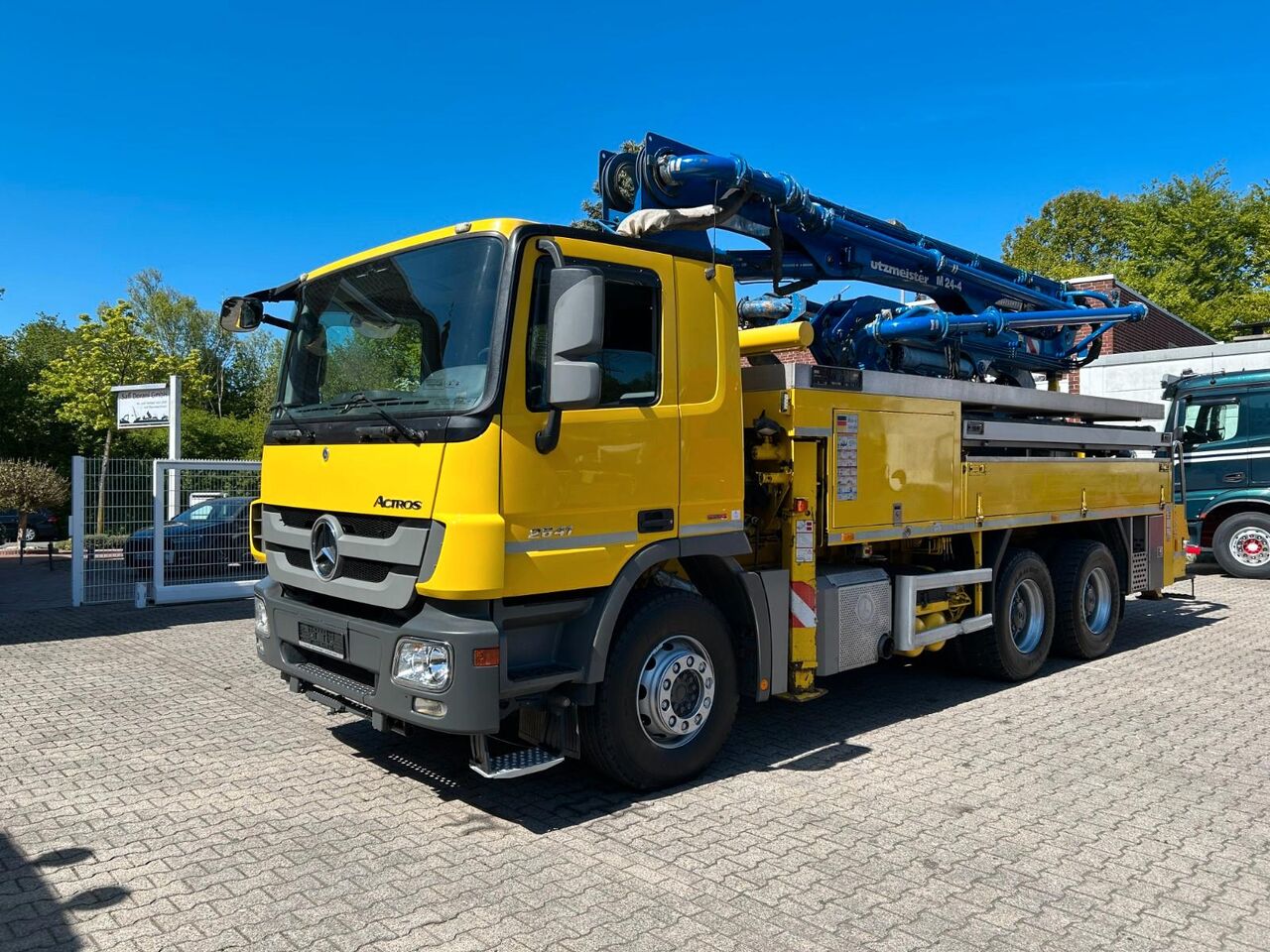 Mercedes-Benz 2641 Hallenmeister Betonpumpe BSF24 Meter4Knick - Bomba de hormigón: foto 1 Mercedes-Benz 2641 Hallenmeister Betonpumpe BSF24 Meter4Knick - Bomba de hormigón: foto 1