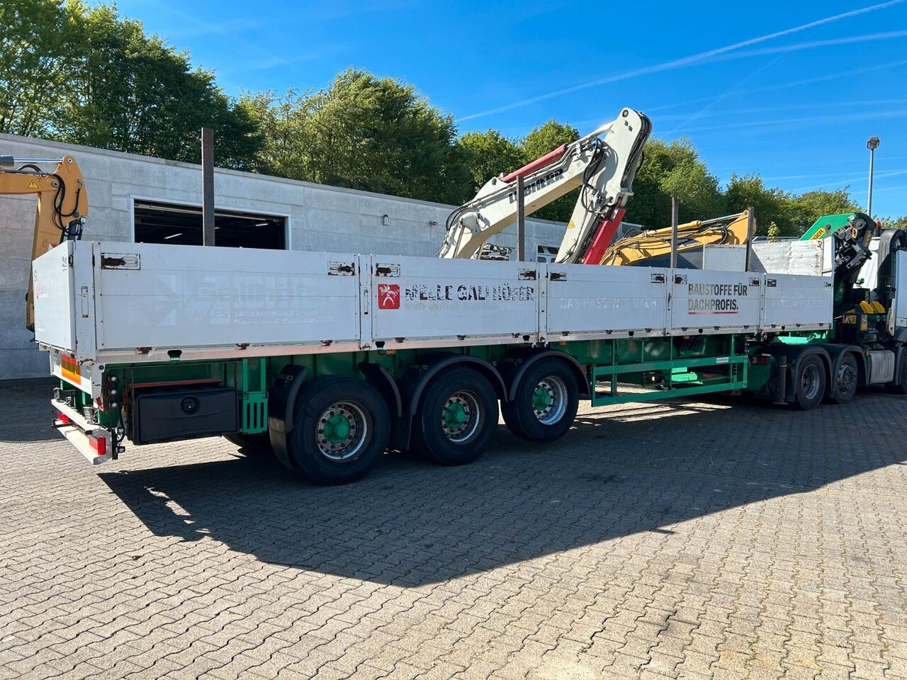 Meusburger Pritsche Sattelauflieger mit 3 Achsen - Semirremolque plataforma/ Caja abierta: foto 5 Meusburger Pritsche Sattelauflieger mit 3 Achsen - Semirremolque plataforma/ Caja abierta: foto 5