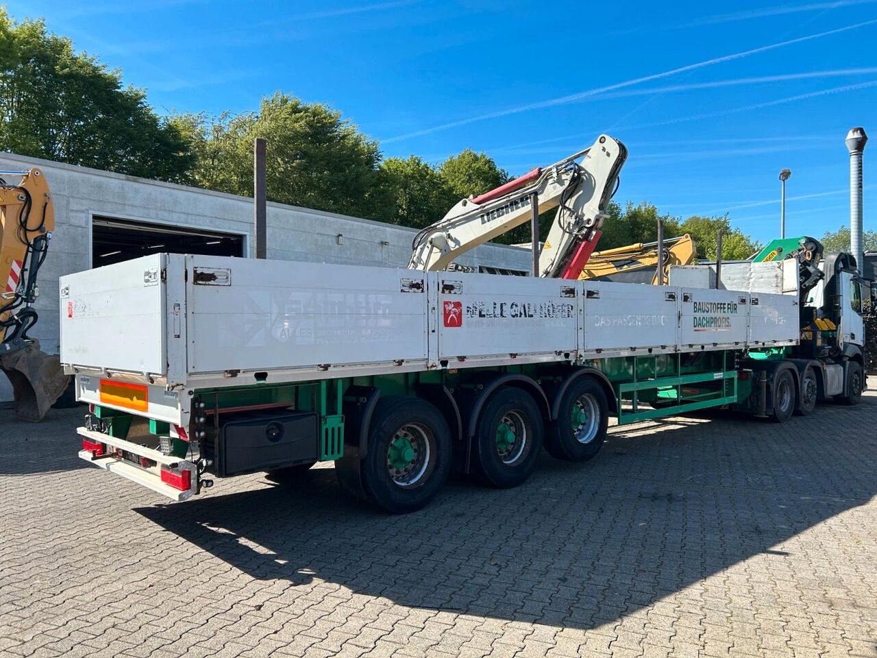 Meusburger Pritsche Sattelauflieger mit 3 Achsen - Semirremolque plataforma/ Caja abierta: foto 3 Meusburger Pritsche Sattelauflieger mit 3 Achsen - Semirremolque plataforma/ Caja abierta: foto 3