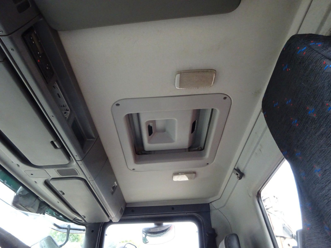 Volquete camión Scania P310 Absetzkipper MEILLER mit Lift+Lenkachse 6x2: foto 15