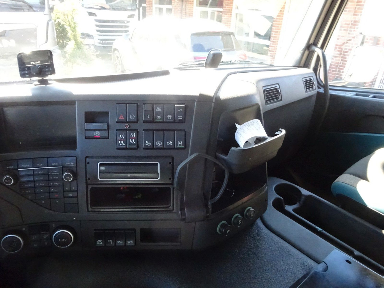 Camión grúa nuevo Volvo FMX 540 Pritsche + PK 33002 Kran 6x2: foto 12