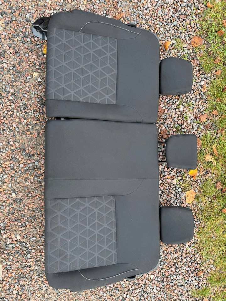 Furgoneta de pasajeros Dacia Duster I Laureate 1.5 DCI *nur 55 000km!: foto 23 Furgoneta de pasajeros Dacia Duster I Laureate 1.5 DCI *nur 55 000km!: foto 23