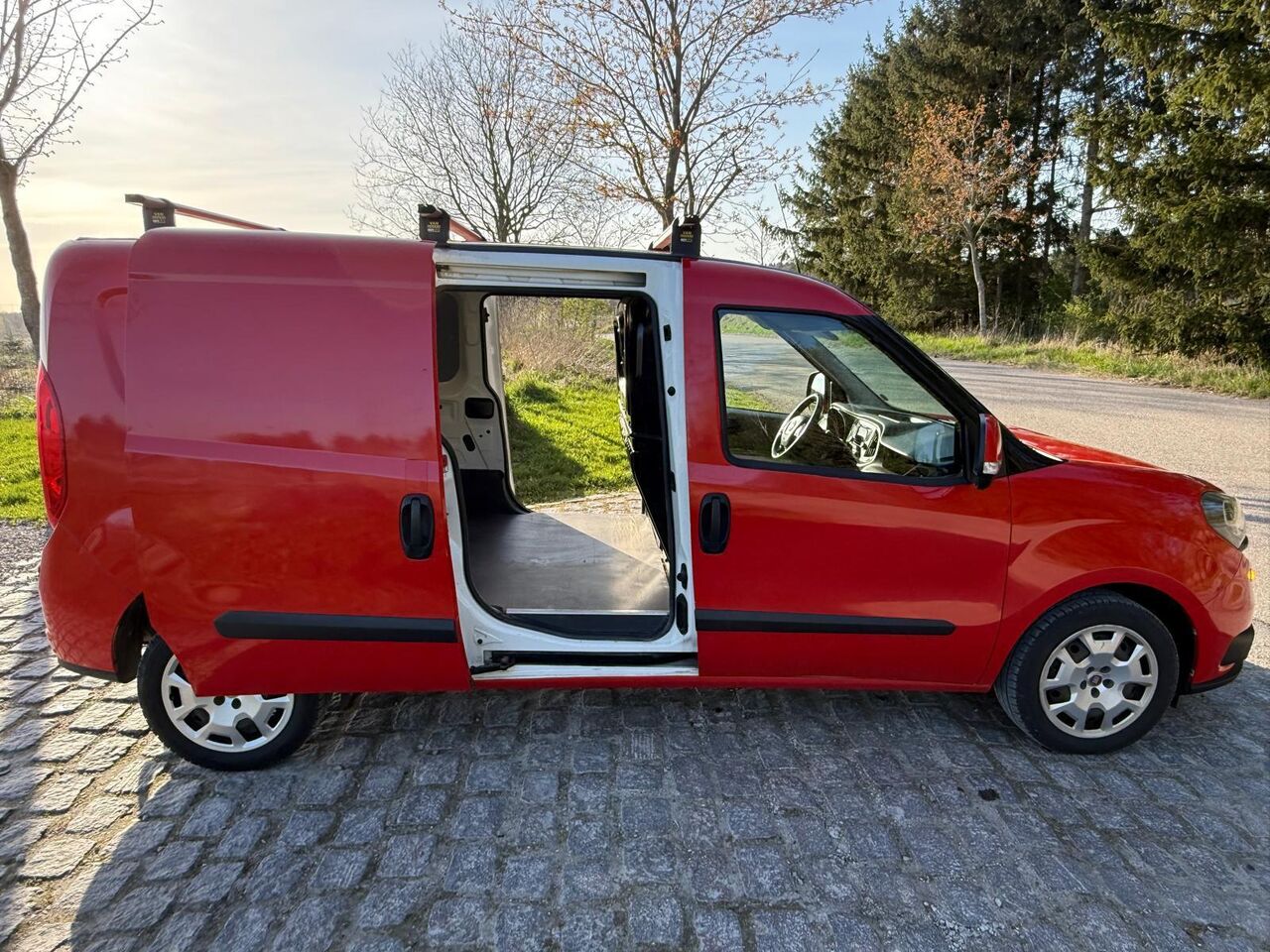 Furgoneta pequeña Fiat Doblò Cargo 1.3 MJT *5400€ netto: foto 14 Furgoneta pequeña Fiat Doblò Cargo 1.3 MJT *5400€ netto: foto 14