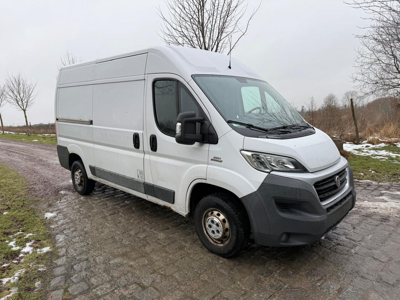 Fiat Ducato 2.3 Multijet L2H2 *MOTOR macht gerauche - Furgoneta pequeña: foto 1 Fiat Ducato 2.3 Multijet L2H2 *MOTOR macht gerauche - Furgoneta pequeña: foto 1
