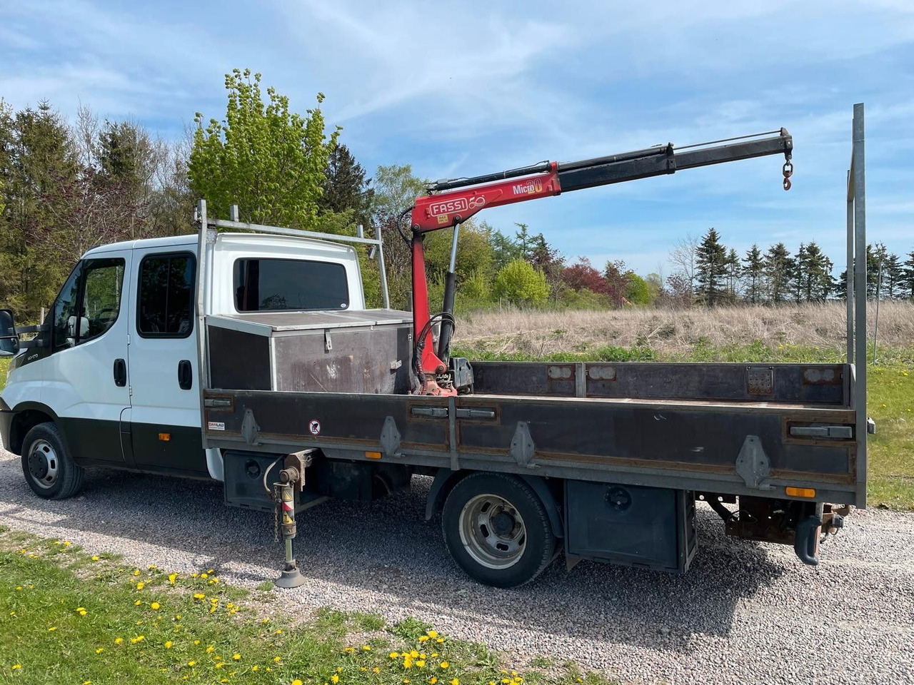 Iveco Daily 3.0 Fahrgestell Doppelkabine 50 C *Crane* - Caja abierta furgoneta, Furgoneta combi: foto 1 Iveco Daily 3.0 Fahrgestell Doppelkabine 50 C *Crane* - Caja abierta furgoneta, Furgoneta combi: foto 1