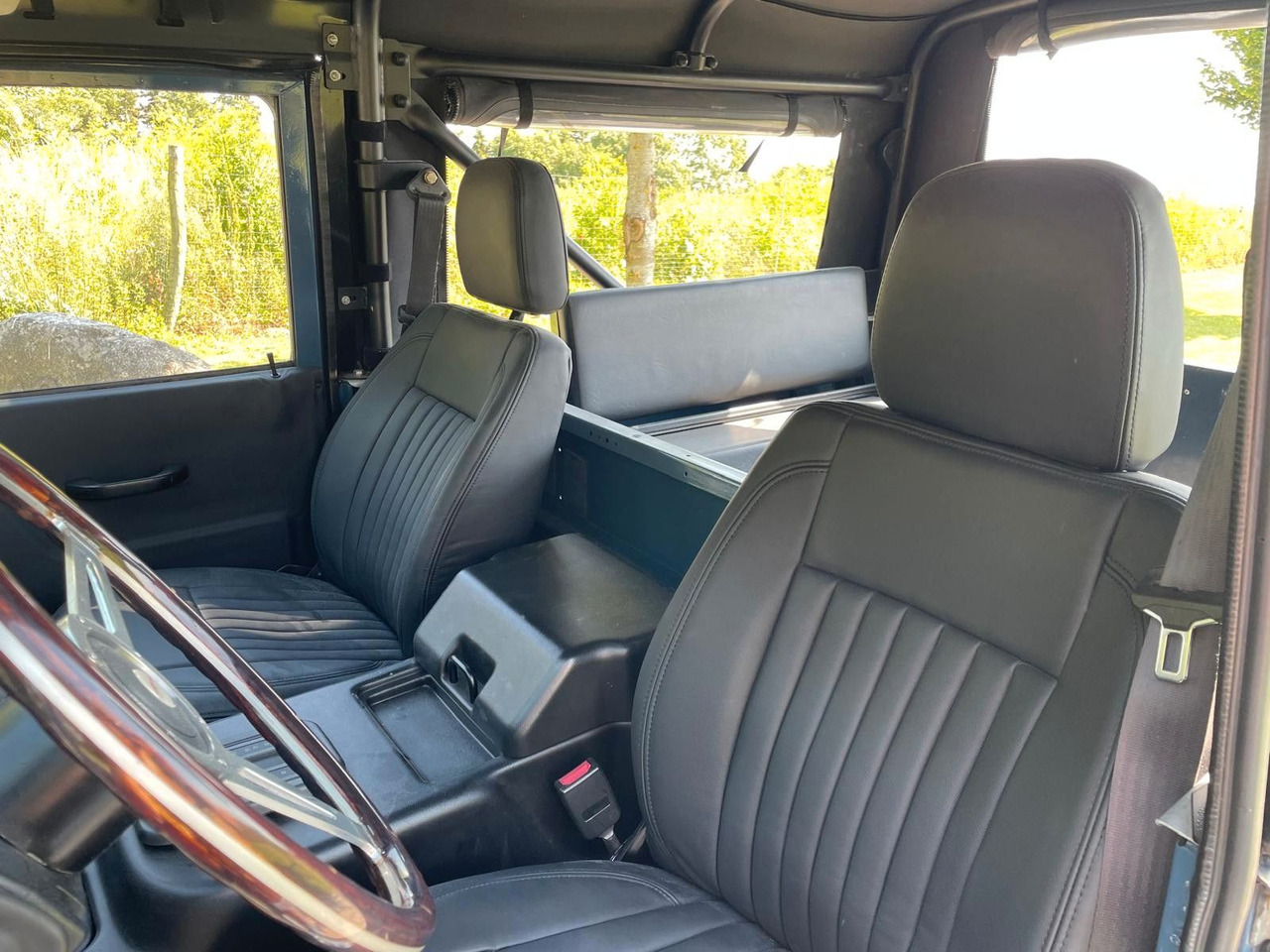 Pick-up Land Rover LR Defender 90 Soft Top V8 Automatic 60000 brutt Land Rover LR Defender 90 SoftTop V8 Automatic: foto 21