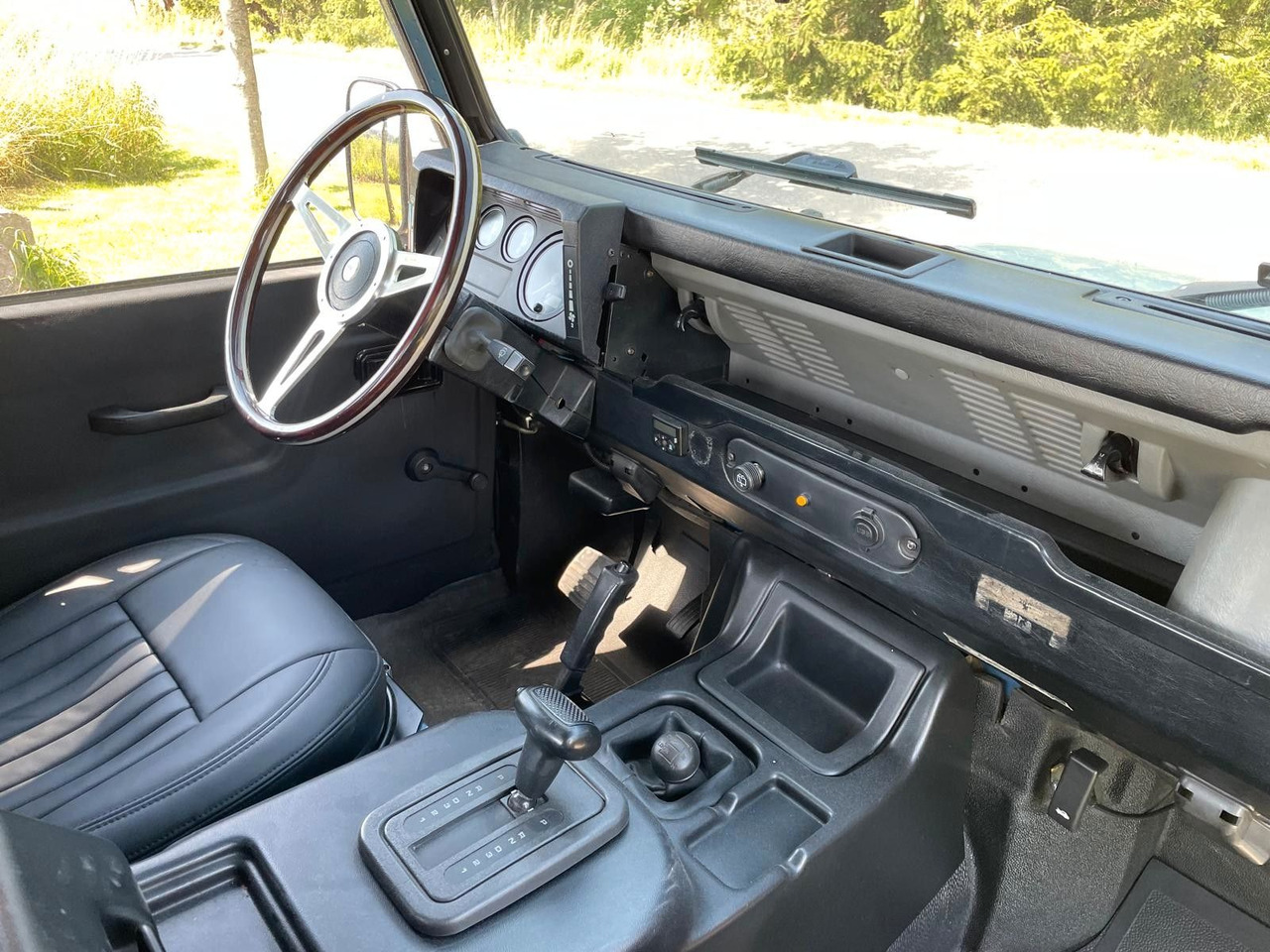 Pick-up Land Rover LR Defender 90 Soft Top V8 Automatic 60000 brutt Land Rover LR Defender 90 SoftTop V8 Automatic: foto 18