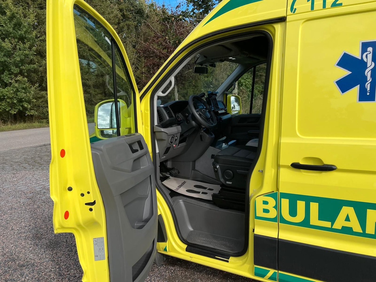 Ambulancia MAN TGE 4.180 Ambulance * 29 400 € netto *RESERVED: foto 9