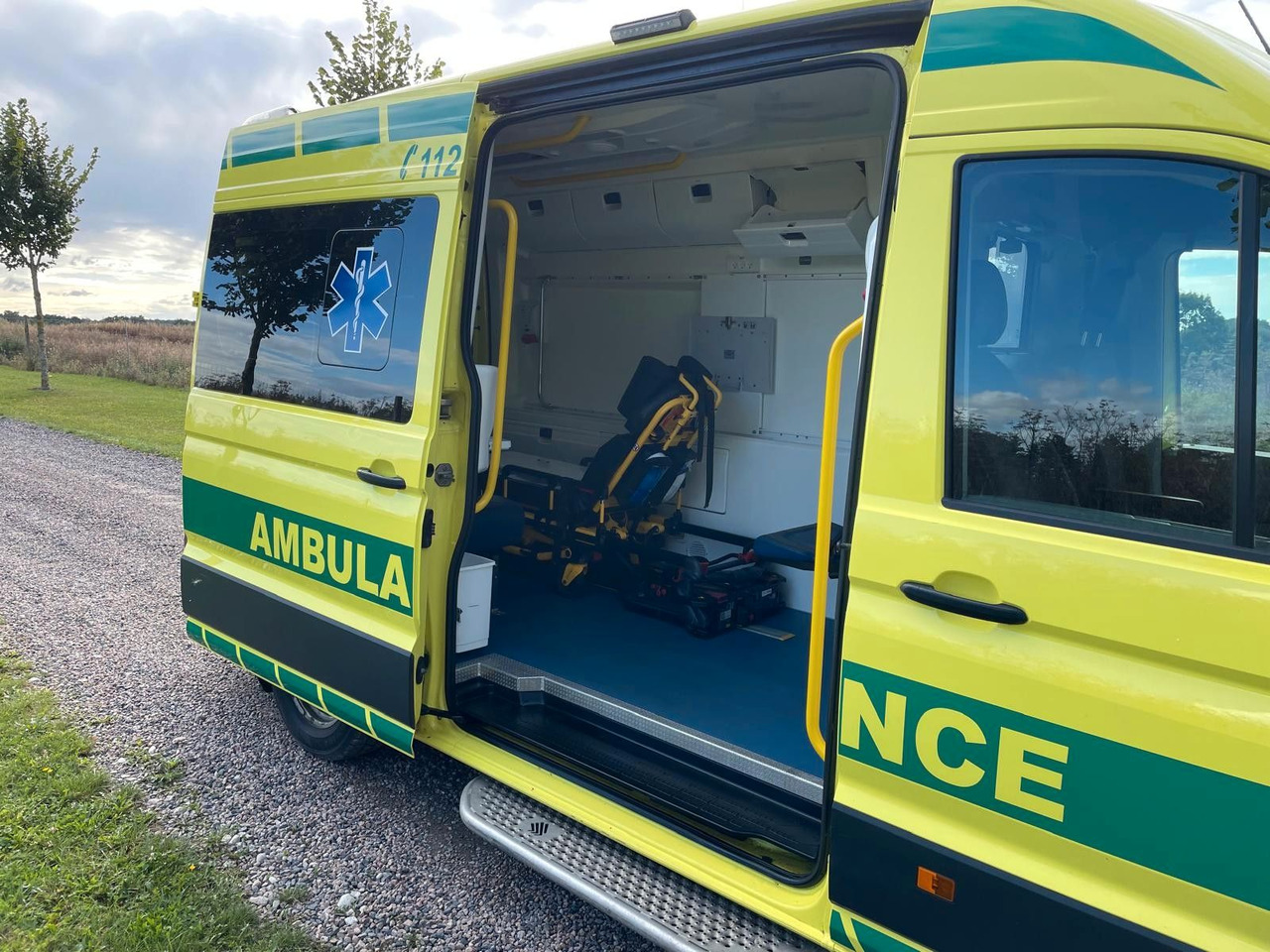Ambulancia MAN TGE 4.180 Ambulance * 29 400 € netto *RESERVED: foto 18