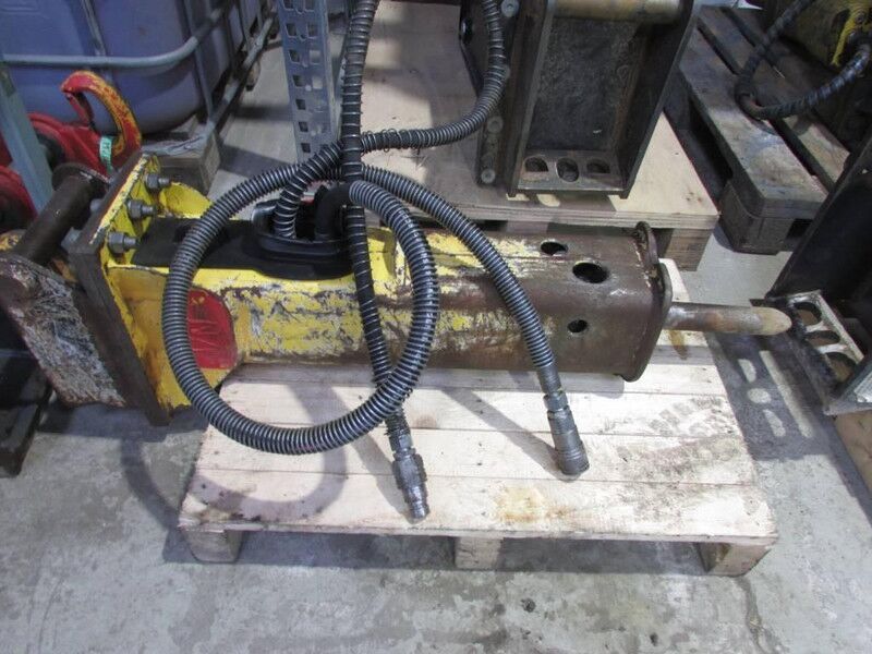 Atlas-Copco EC 40 T Hydraulikhammer 2.100 EUR - Martillo hidráulico para Maquinaria de construcción: foto 1 Atlas-Copco EC 40 T Hydraulikhammer 2.100 EUR - Martillo hidráulico para Maquinaria de construcción: foto 1