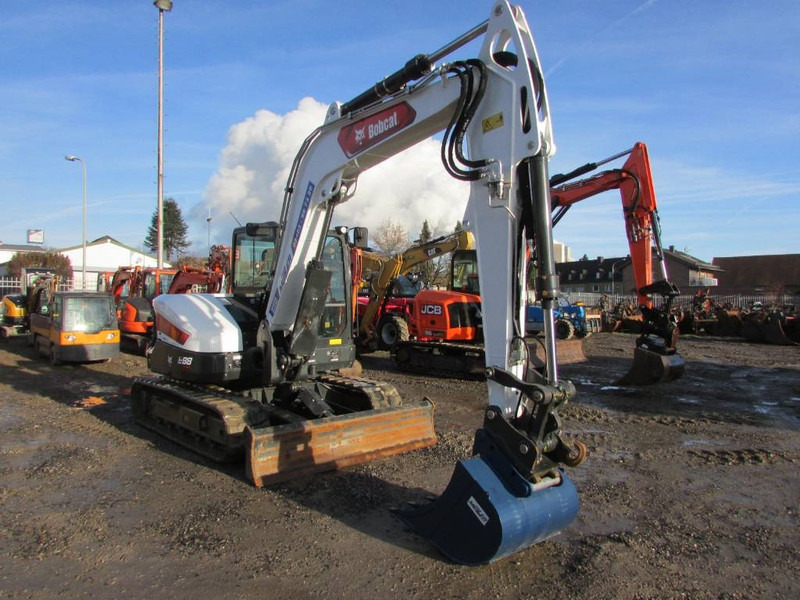 Bobcat E 88 R2 Minibagger 72.500 EUR - Miniexcavadora: foto 4 Bobcat E 88 R2 Minibagger 72.500 EUR - Miniexcavadora: foto 4