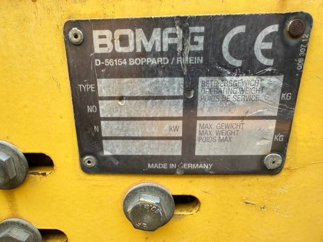 Bomag BW 90 AD-2 Walze / 8.750 EUR - Rodillo: foto 5 Bomag BW 90 AD-2 Walze / 8.750 EUR - Rodillo: foto 5