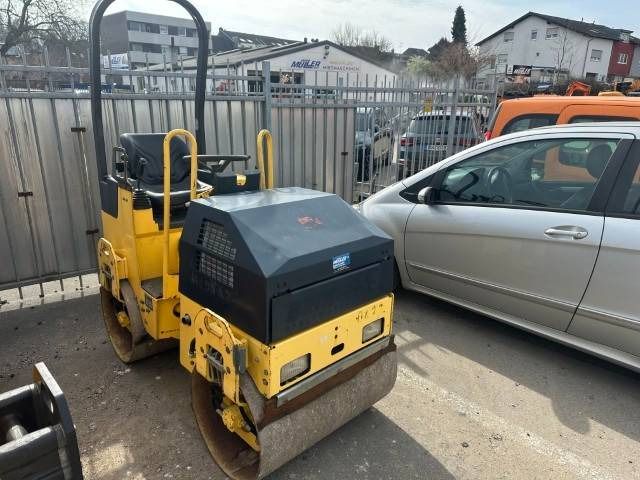 Bomag BW 90 AD-2 Walze / 8.750 EUR - Rodillo: foto 3 Bomag BW 90 AD-2 Walze / 8.750 EUR - Rodillo: foto 3