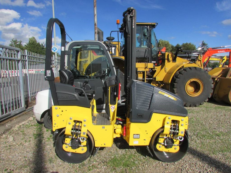 Bomag BW 90 AD-5 Walze / 21.500 EUR - Rodillo: foto 1 Bomag BW 90 AD-5 Walze / 21.500 EUR - Rodillo: foto 1