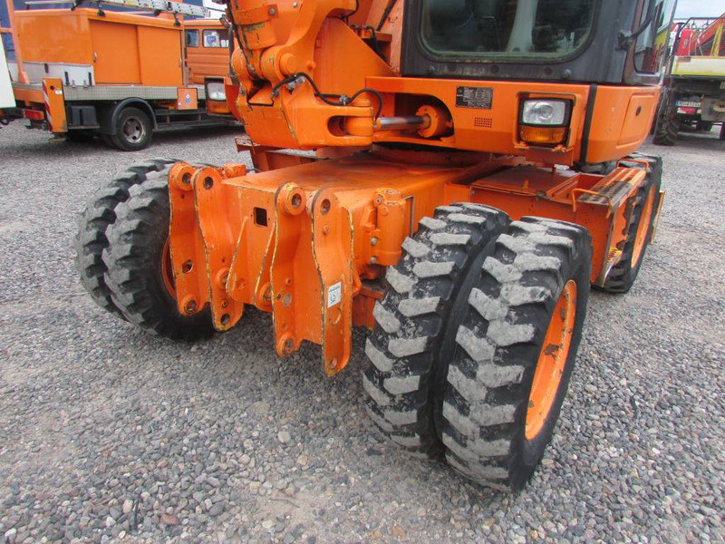 Komatsu PW 98 MR-8 Mobilbagger 39.500 EUR - Excavadora de ruedas: foto 3 Komatsu PW 98 MR-8 Mobilbagger 39.500 EUR - Excavadora de ruedas: foto 3