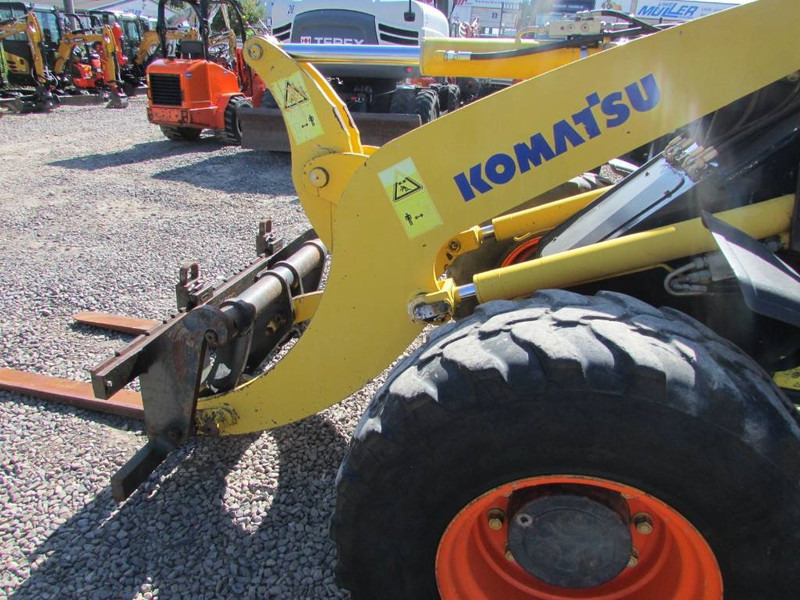 Komatsu WA 100 M-5 Radlader 14.000 EUR - Cargadora de ruedas: foto 5 Komatsu WA 100 M-5 Radlader 14.000 EUR - Cargadora de ruedas: foto 5