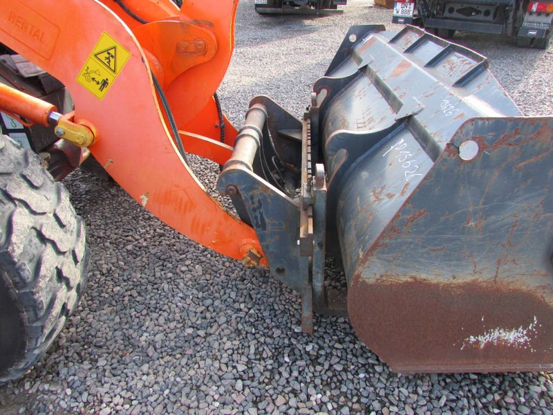 Komatsu WA 100 M-7 Radlader 29.000 EUR - Cargadora de ruedas: foto 5 Komatsu WA 100 M-7 Radlader 29.000 EUR - Cargadora de ruedas: foto 5