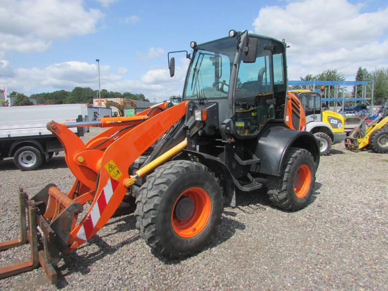 Komatsu WA 100 M-7 Radlader 31.000 EUR - Cargadora de ruedas: foto 2 Komatsu WA 100 M-7 Radlader 31.000 EUR - Cargadora de ruedas: foto 2
