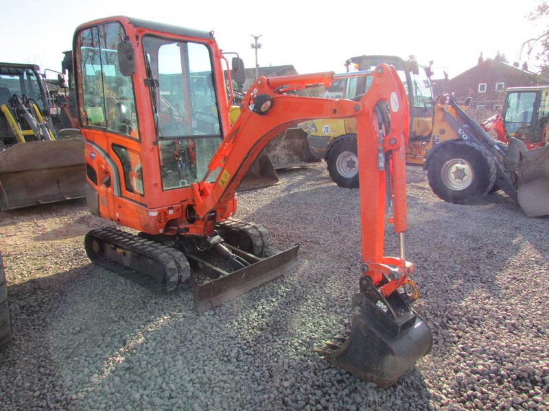 Kubota KX 016-4 Minibagger 13.900 EUR - Miniexcavadora: foto 3 Kubota KX 016-4 Minibagger 13.900 EUR - Miniexcavadora: foto 3