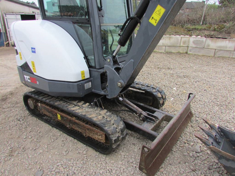 Terex TC 35-2 Minibagger 24.500 EUR Top Zustand - Miniexcavadora: foto 3 Terex TC 35-2 Minibagger 24.500 EUR Top Zustand - Miniexcavadora: foto 3