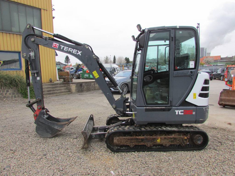 Terex TC 35-2 Minibagger 24.500 EUR Top Zustand - Miniexcavadora: foto 1 Terex TC 35-2 Minibagger 24.500 EUR Top Zustand - Miniexcavadora: foto 1