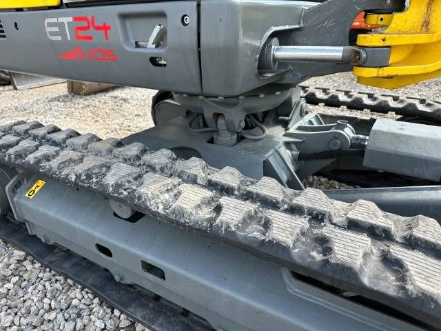 WACKER NEUSON ET 24 VDS Minibagger 27.500 EUR - Miniexcavadora: foto 5 WACKER NEUSON ET 24 VDS Minibagger 27.500 EUR - Miniexcavadora: foto 5