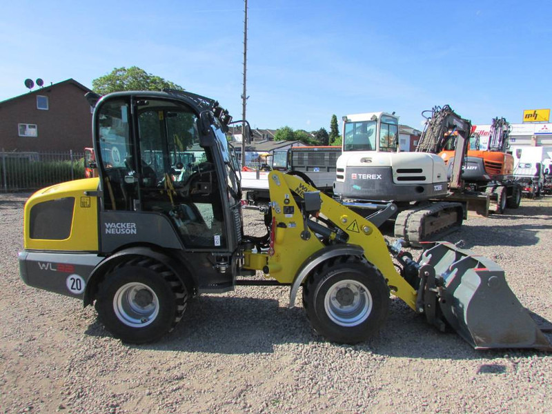 WACKER NEUSON WL 32 Radlader / 39.000 EUR - Cargadora de ruedas: foto 5 WACKER NEUSON WL 32 Radlader / 39.000 EUR - Cargadora de ruedas: foto 5
