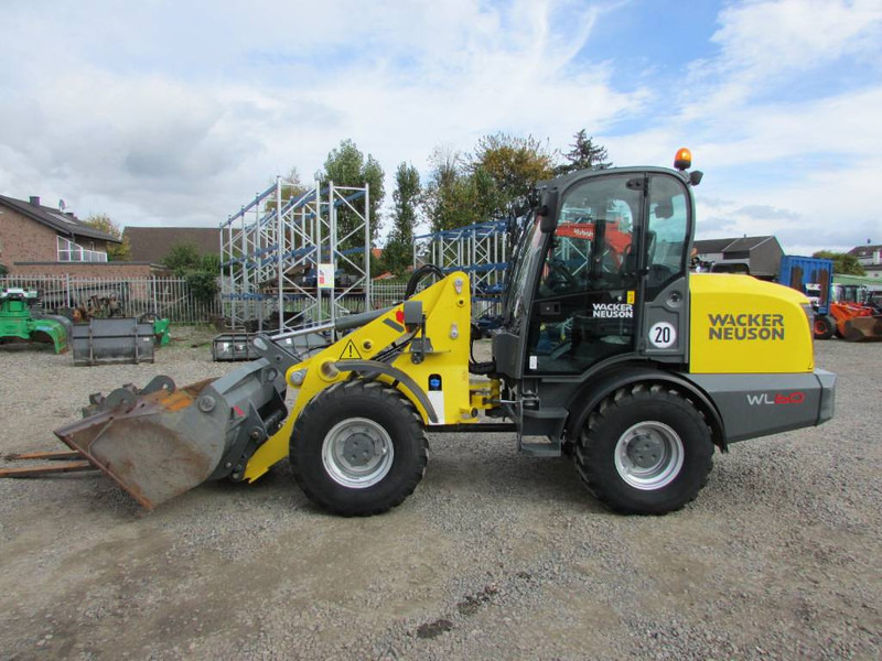 WACKER NEUSON WL 60 Radlader 48.500 EUR - Cargadora de ruedas: foto 1 WACKER NEUSON WL 60 Radlader 48.500 EUR - Cargadora de ruedas: foto 1