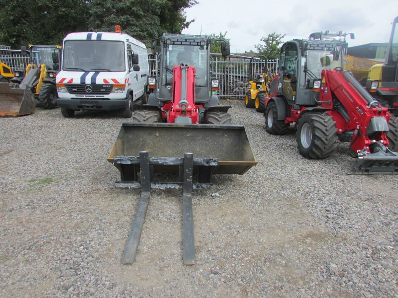 Weidemann 2080Teleskop Radlader 53.000 EUR - Cargadora de ruedas telescópica: foto 3 Weidemann 2080Teleskop Radlader 53.000 EUR - Cargadora de ruedas telescópica: foto 3