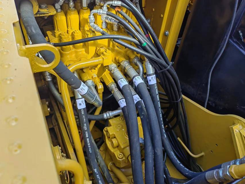 CATERPILLAR 312D2GC - Excavadora de cadenas: foto 2 CATERPILLAR 312D2GC - Excavadora de cadenas: foto 2