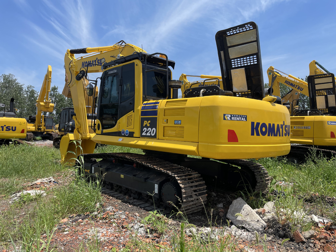 KOMATSU PC 220-8 - Excavadora de cadenas: foto 1 KOMATSU PC 220-8 - Excavadora de cadenas: foto 1
