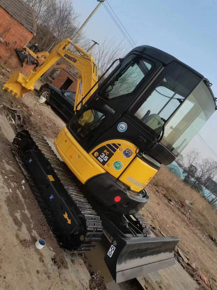 KOMATSU PC 35 MR - Miniexcavadora: foto 2 KOMATSU PC 35 MR - Miniexcavadora: foto 2