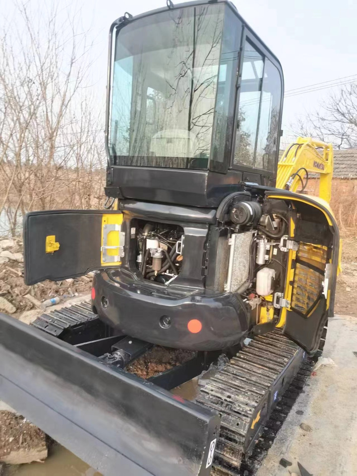 KOMATSU PC 35 MR - Miniexcavadora: foto 4 KOMATSU PC 35 MR - Miniexcavadora: foto 4