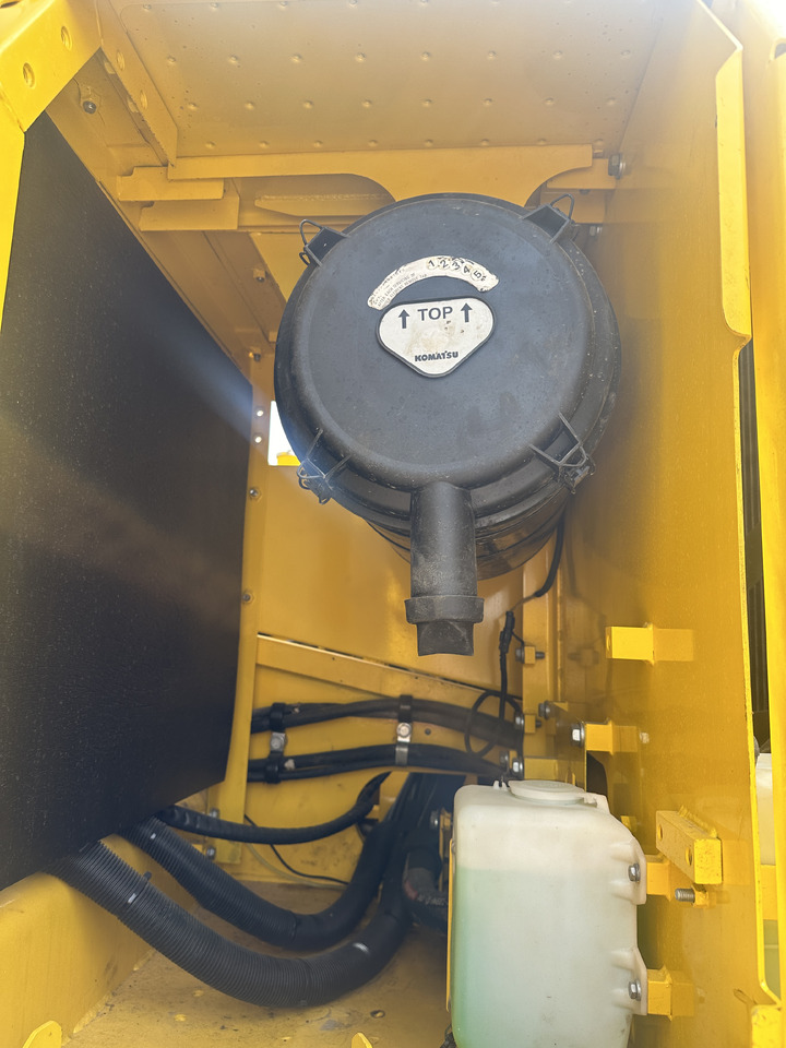 Komatsu PC 240 LC-8 - Excavadora de cadenas: foto 5 Komatsu PC 240 LC-8 - Excavadora de cadenas: foto 5