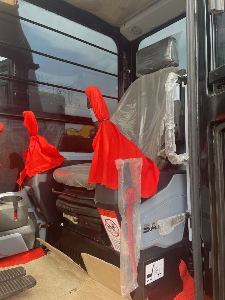 SANY SY75C - Excavadora de cadenas: foto 2 SANY SY75C - Excavadora de cadenas: foto 2