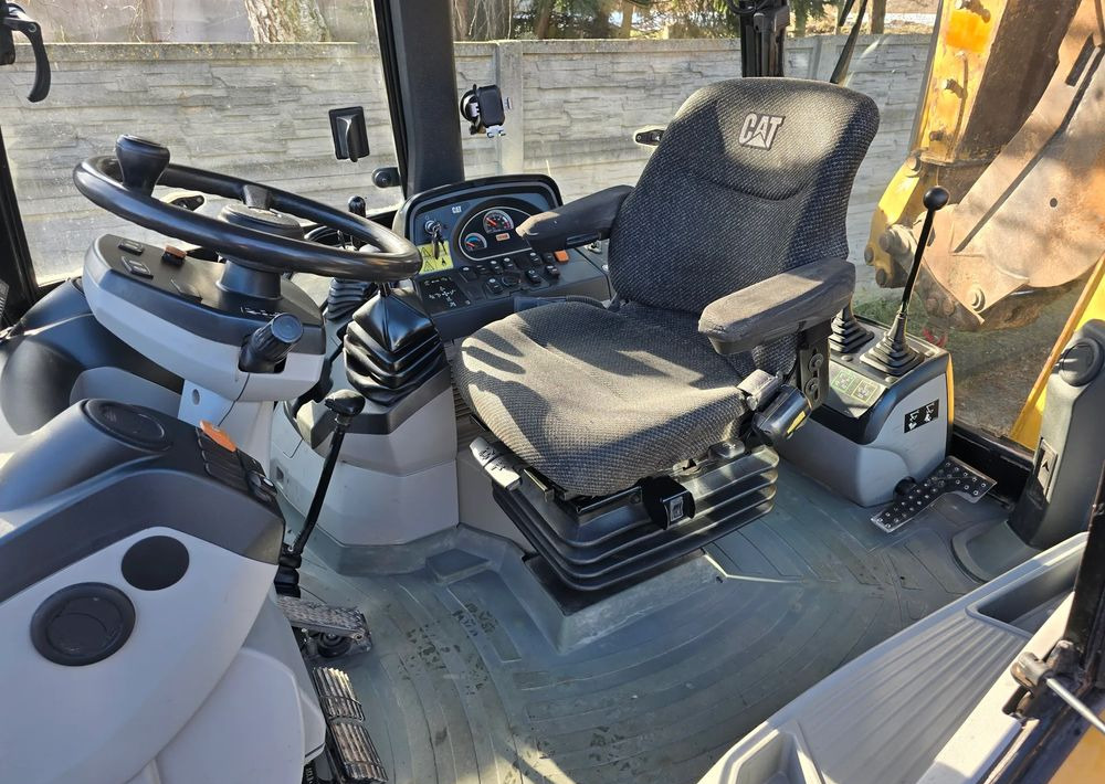 Caterpillar - Retroexcavadora: foto 3 Caterpillar - Retroexcavadora: foto 3