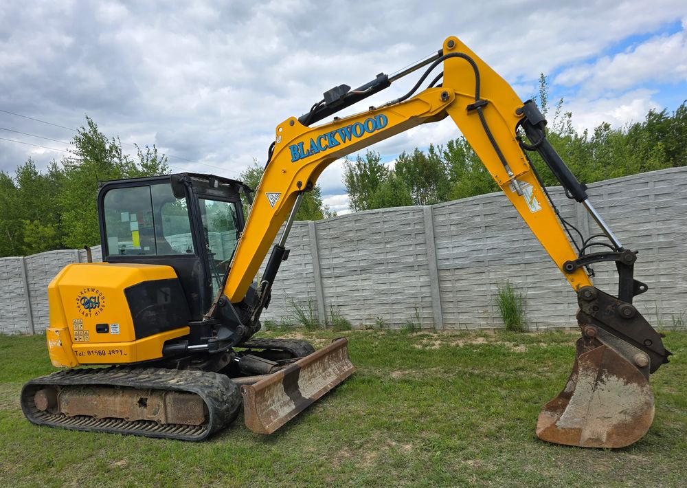 JCB - Excavadora de cadenas: foto 1 JCB - Excavadora de cadenas: foto 1