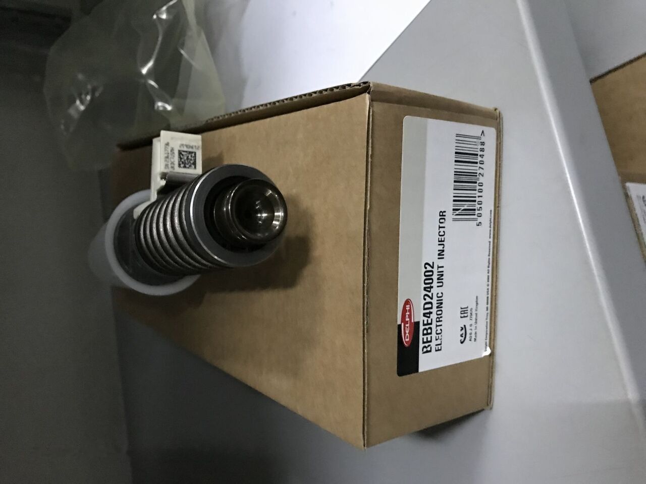 Delphi 2018 BEBE4D24002 Volvo RENAULT-VOLVO truck - Bomba de inyección para Camión: foto 2 Delphi 2018 BEBE4D24002 Volvo RENAULT-VOLVO truck - Bomba de inyección para Camión: foto 2