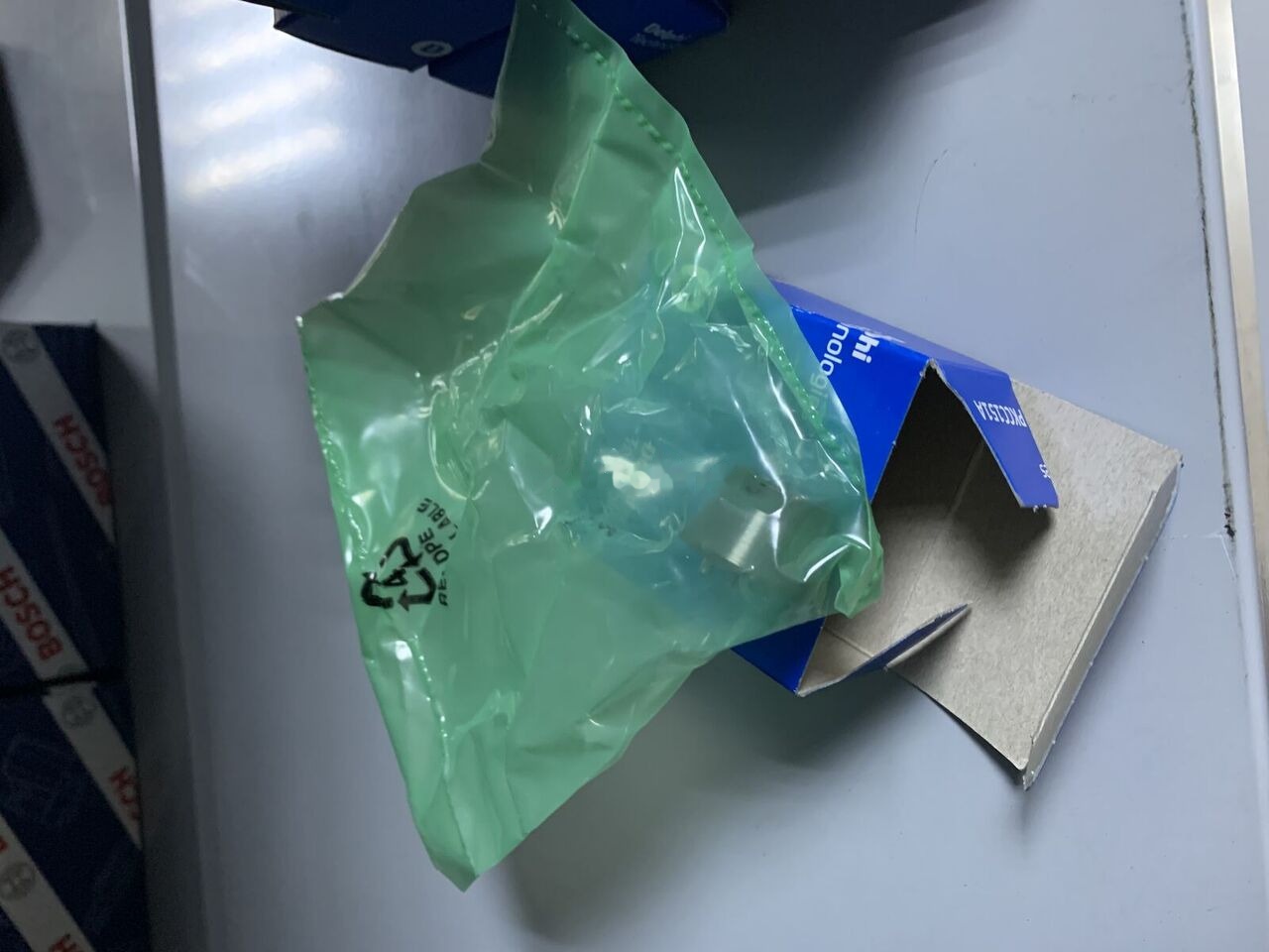 Valf Delphi 7206-0460 DAF 7206-0460 - Motor y piezas para Camión: foto 4 Valf Delphi 7206-0460 DAF 7206-0460 - Motor y piezas para Camión: foto 4