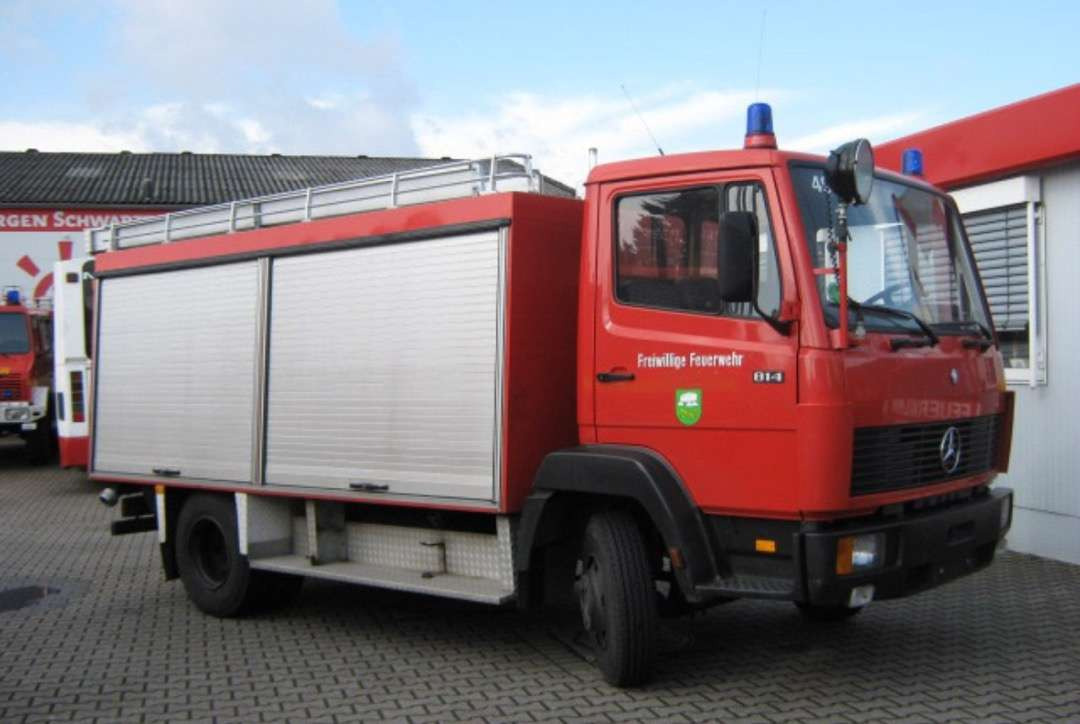 1989 Mercedes-Benz 814 / Redningsbil - Camión de bomberos: foto 1 1989 Mercedes-Benz 814 / Redningsbil - Camión de bomberos: foto 1
