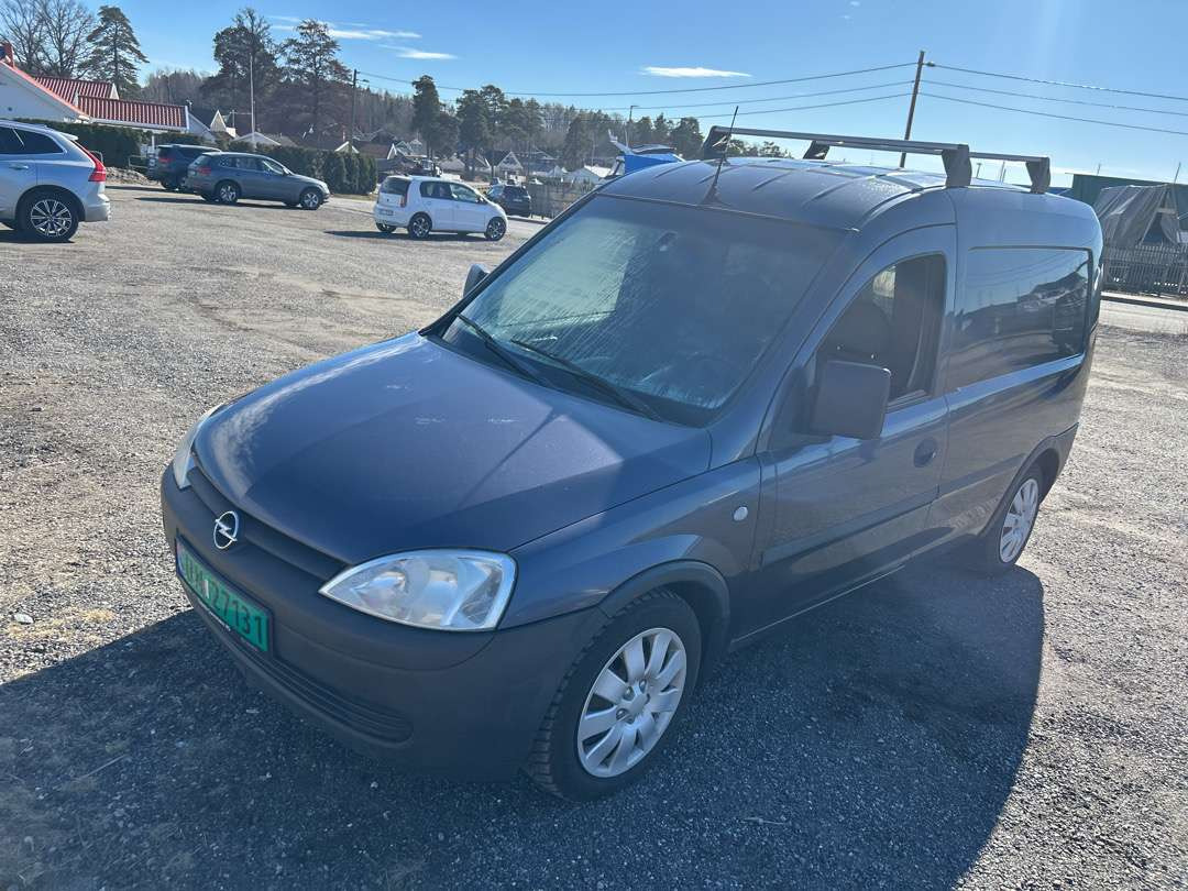 2005 Varebil OPEL COMBO CDTI EU-godkjent - Coche: foto 1 2005 Varebil OPEL COMBO CDTI EU-godkjent - Coche: foto 1