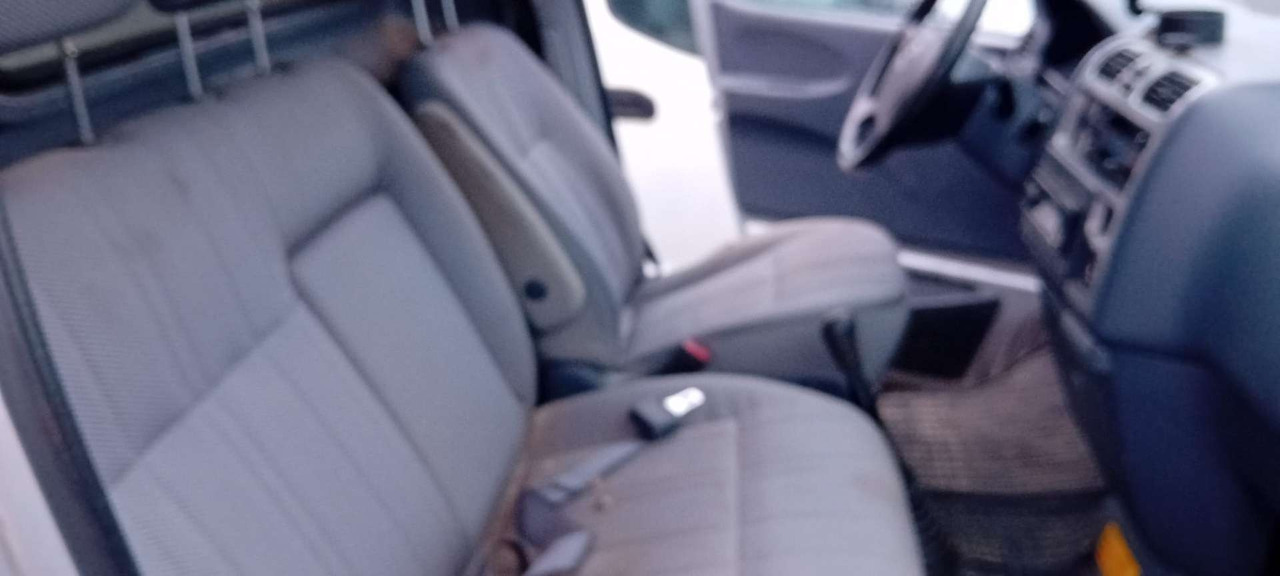 Coche 2008 Toyota Hiace 4WD og 2007 Toyota Hiace selges samlet: foto 9