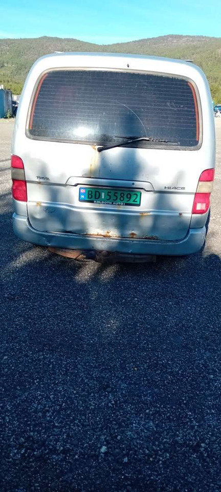 Coche 2008 Toyota Hiace 4WD og 2007 Toyota Hiace selges samlet: foto 6
