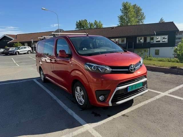 2017 Varebil Toyota Proace Lang utgave (Lav km stand) EU-Godkjent - Furgón: foto 2 2017 Varebil Toyota Proace Lang utgave (Lav km stand) EU-Godkjent - Furgón: foto 2