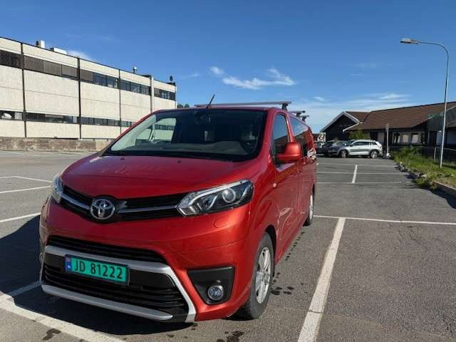 2017 Varebil Toyota Proace Lang utgave (Lav km stand) EU-Godkjent - Furgón: foto 1 2017 Varebil Toyota Proace Lang utgave (Lav km stand) EU-Godkjent - Furgón: foto 1