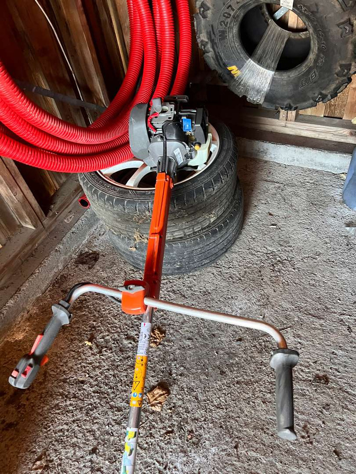 Husqvarna kantklipper repobjekt - Cortacésped: foto 1 Husqvarna kantklipper repobjekt - Cortacésped: foto 1